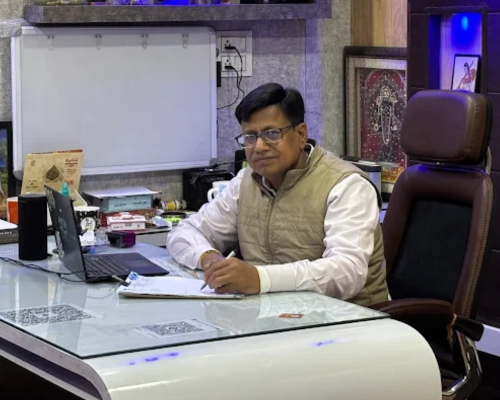 Dr. Rajendra Prajapat